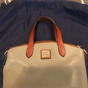 Dooney & Bourke purse